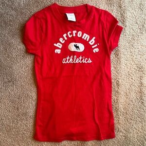 abercrombie kids tee 🎈 size medium